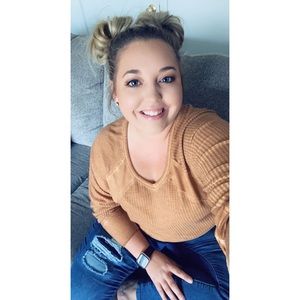 Meet your Posher, Jessica